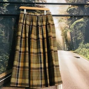 90’s 100% Wool Vintage Alfred Sung Plaid Skirt